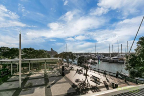 QV Studio with a Water View in the Viaduct - 3011